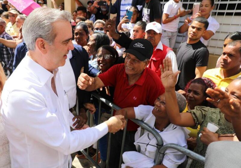 Abinader agotará agenda este martes en Tamayo y Santo Domingo Este