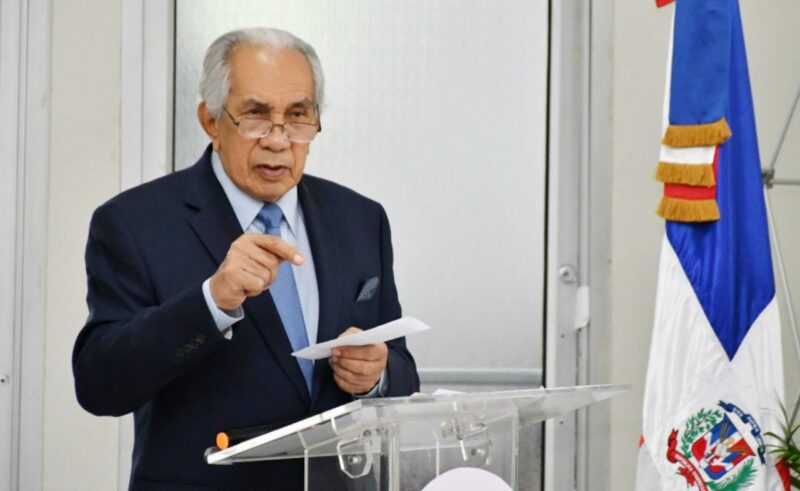 José García Ramírez afirma que  Abel Martínez no tiene coherencia política ni conocimiento del proceso de otorgamiento de pensiones para cuestionarlo