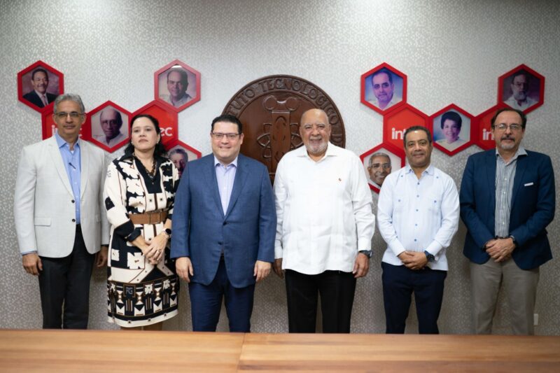 “El hub logístico es una realidad en República Dominicana” aseguró, Yayo ante estudiantes de Intec