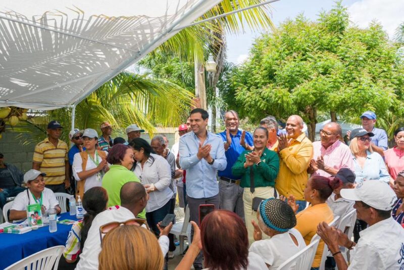 Roberto Ángel ratifica el compromiso del presidente Abinader de que inclusión llegue a cada rincón del pais