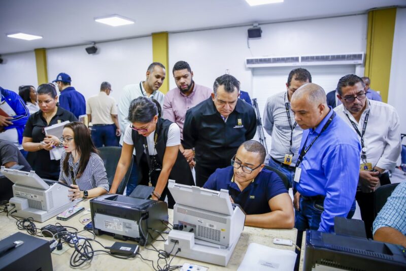 JCE realizó la primera prueba local del cómputo electoral