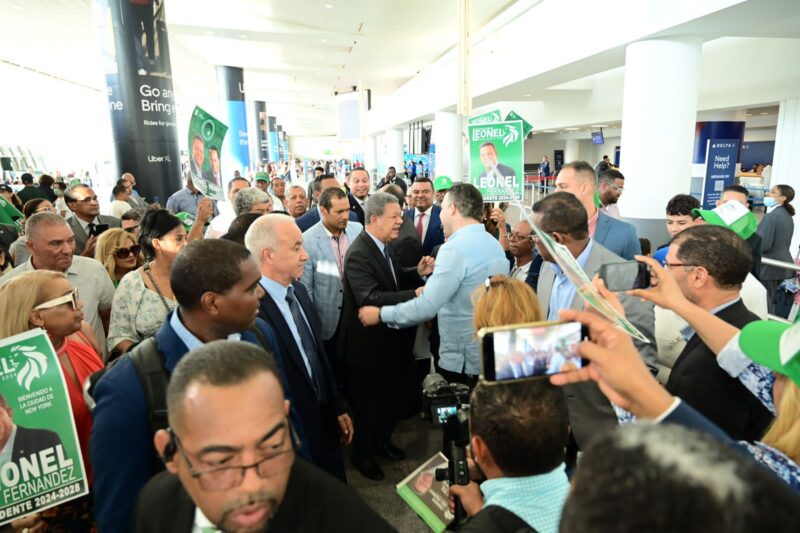 Leonel Fernández llega a New York para participar de múltiples actividades