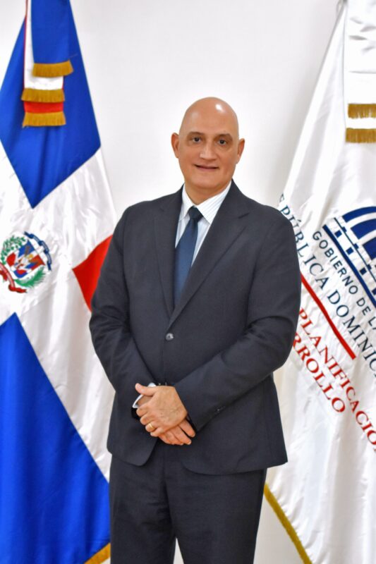 Ministro de Economía afirma República Dominicana, Panamá y Paraguay se proyectan como los países de mayor crecimiento económico en 2023