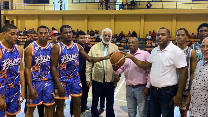 Juan Hubieres aporta RD$300 mil al Torneo Superior de Baloncesto de Yamasá