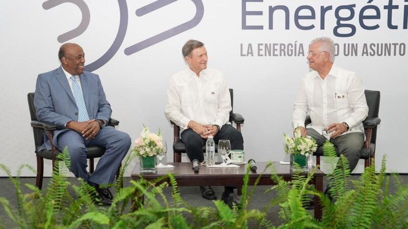 Concluye con éxito primer curso sobre Diplomacia Energética