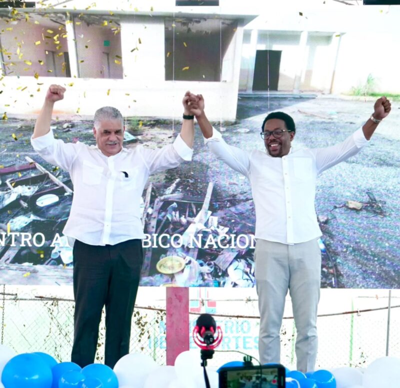 Miguel Vargas Maldonado proclama candidatura a diputado Rafael Linares 