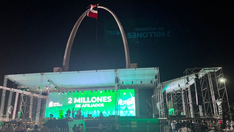 Faltan pocas horas para la gran celebración de la Fuerza del Pueblo en la Plaza de la Bandera