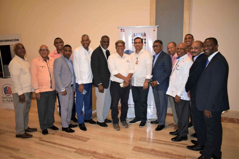 Líderes de la comunidad cristiana llaman a la feligresía a participar en Colegios Electorales.