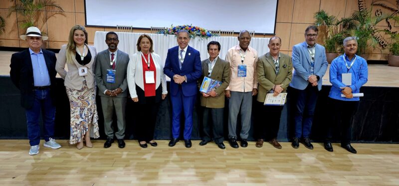 Academia de Ciencias presenta solución a la problemática de residuos sólidos y saneamiento del río Ozama