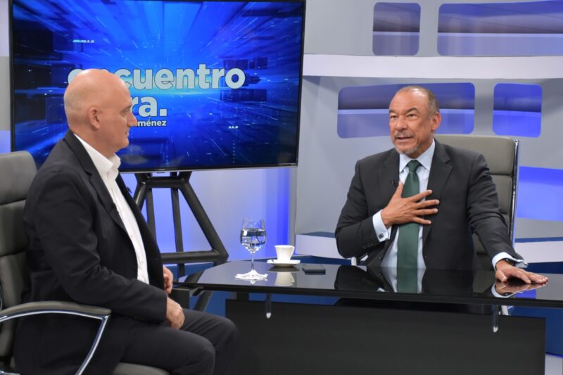 Ministro de Economía afirma el presupuesto de 2024 continuará enfocado en materia de inversión pública en infraestructura vial, vivienda, agua potable y saneamiento 