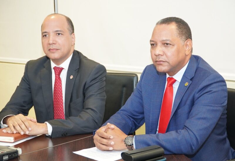 Conferencia Magistral «Colonialismo y Derechos Humanos: Apuntes para una Historia Criminal del Mundo» por el Dr. Eugenio Raúl Zaffaroni