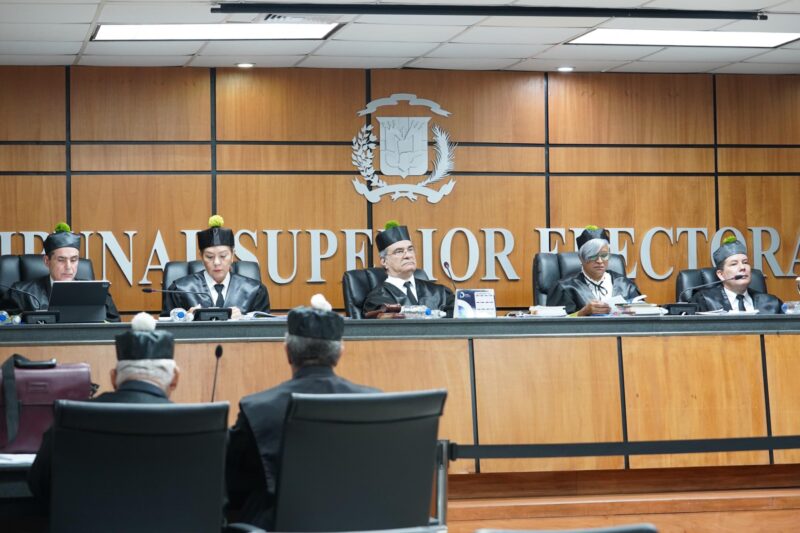 TRIBUNAL SUPERIOR ELECTORAL CONOCE CINCO AUDIENCIAS, DEJA DOS EN ESTADO DE FALLO RESERVADO