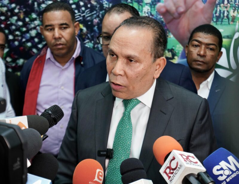 “Nadie puede obligar al periodista a revelar su fuente, ni siquiera el Ministerio Público”, afirma el exprocurador Radhamés Jiménez.