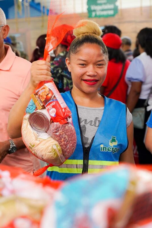 Inespre inicia venta de combos de habichuelas con dulce a 300 pesos