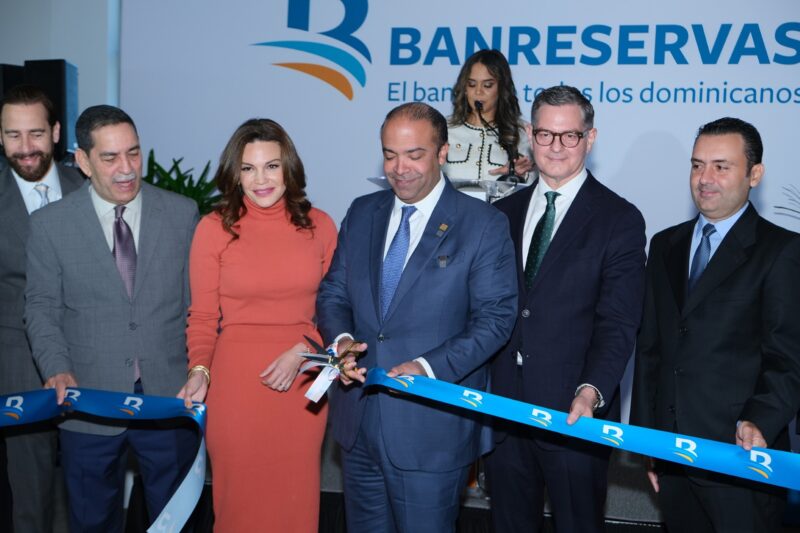 Banreservas inaugura feria inmobiliaria en NY y Lawrence   con tasas fijas desde un 8%  
