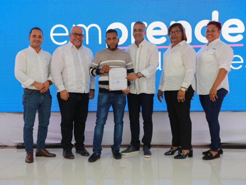 PROMIPYME lanza el programa «Emprende Pedernales» con una cartera de créditos RD$150 millones