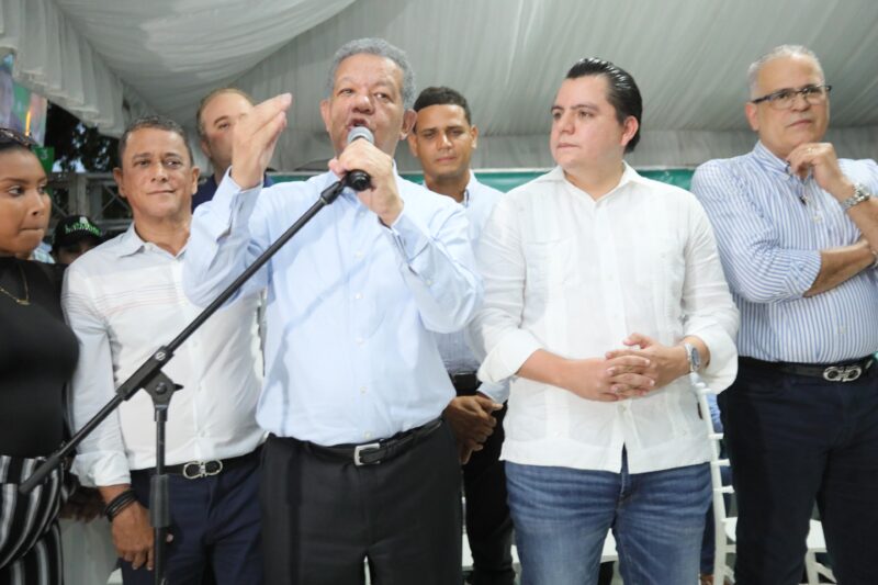 Leonel asegura que el PRM sonsaca opositores porque sabe que no tiene los números para ganar