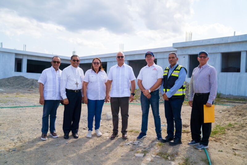 Gobierno continúa brindando apoyo a instituciones que aportan al desarrollo y bienestar del país