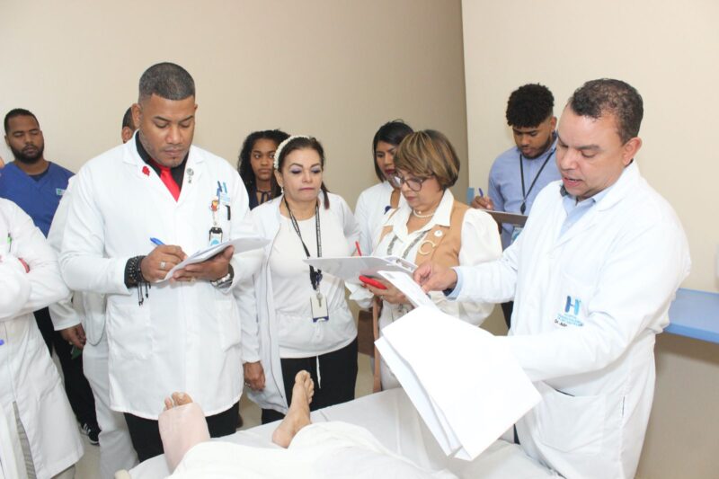 Ney Arias Lora preparado para fin de semana largo por Día del Trabajador