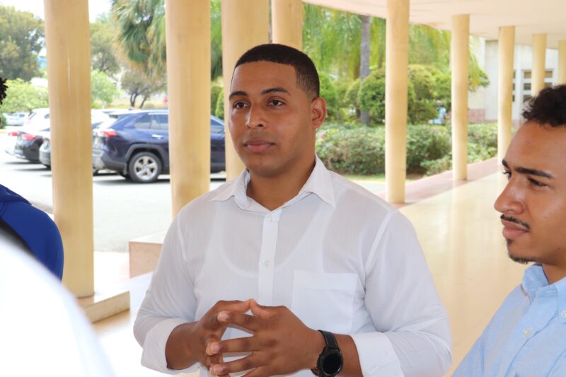 Jóvenes de FP condenan que policías violaron el Fuero Universitario, entrando a la UASD sin autorización y armados