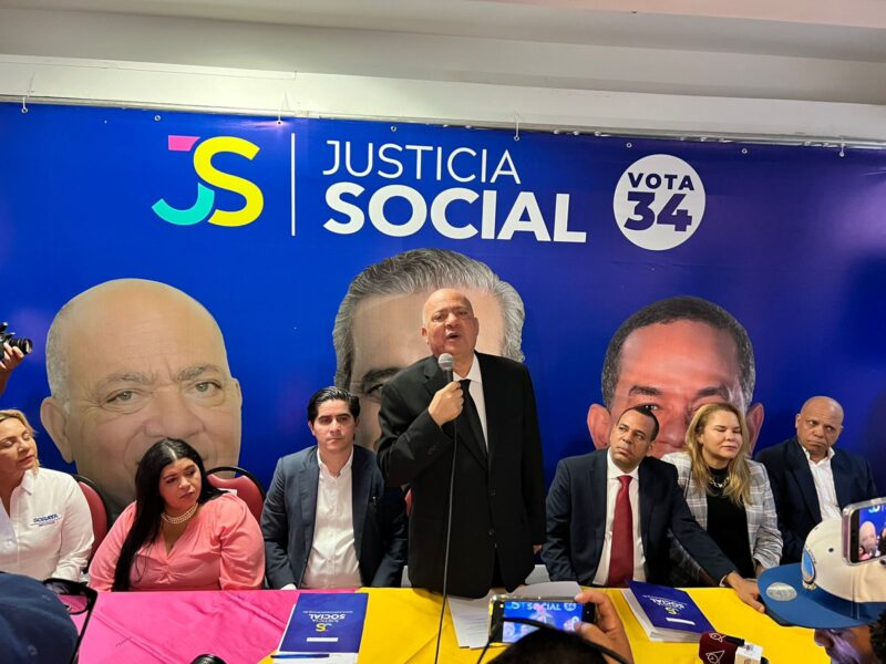 Juramentan a Silvio Durán presidente municipal de Justicia Social en Santiago