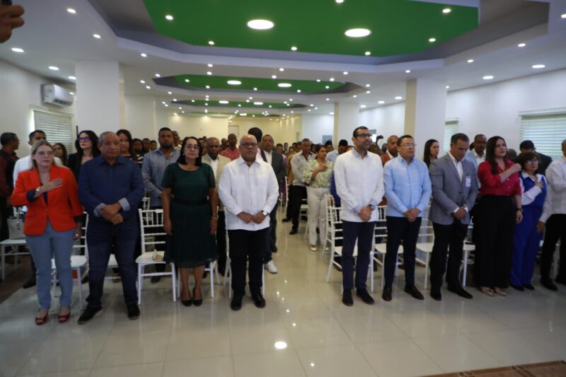 Promipyme impulsa el progreso en Hato Mayor con créditos por RD$22.6 millones