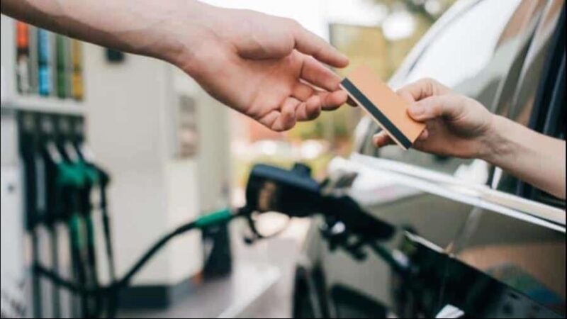 Gobierno sigue frenando las alzas de combustibles con más de 348 millones en subsidios