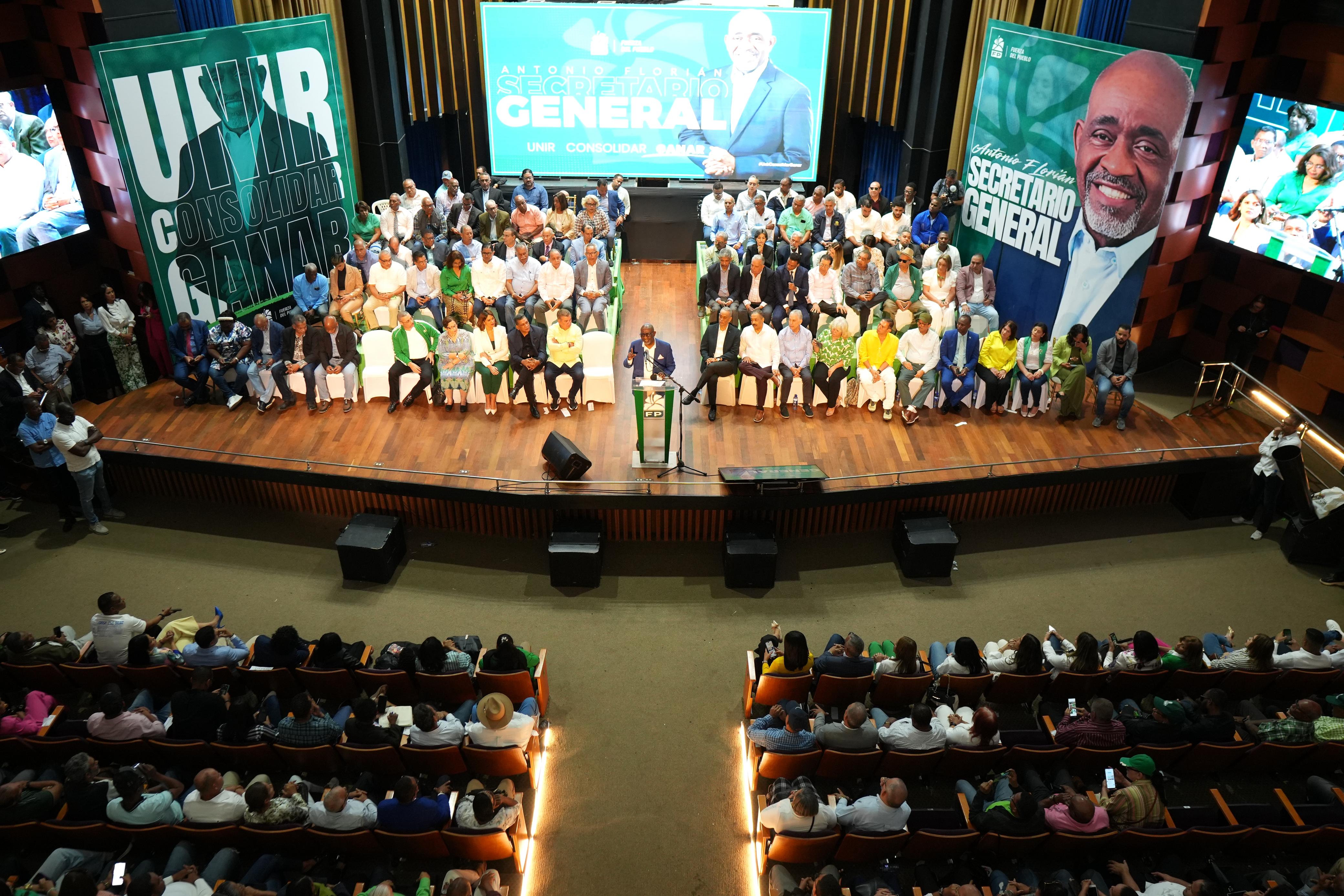 En lanzamiento de candidatura a la Secretaría General de la FP, Antonio Florián “Peñita” llama a cuidar el partido y la marca