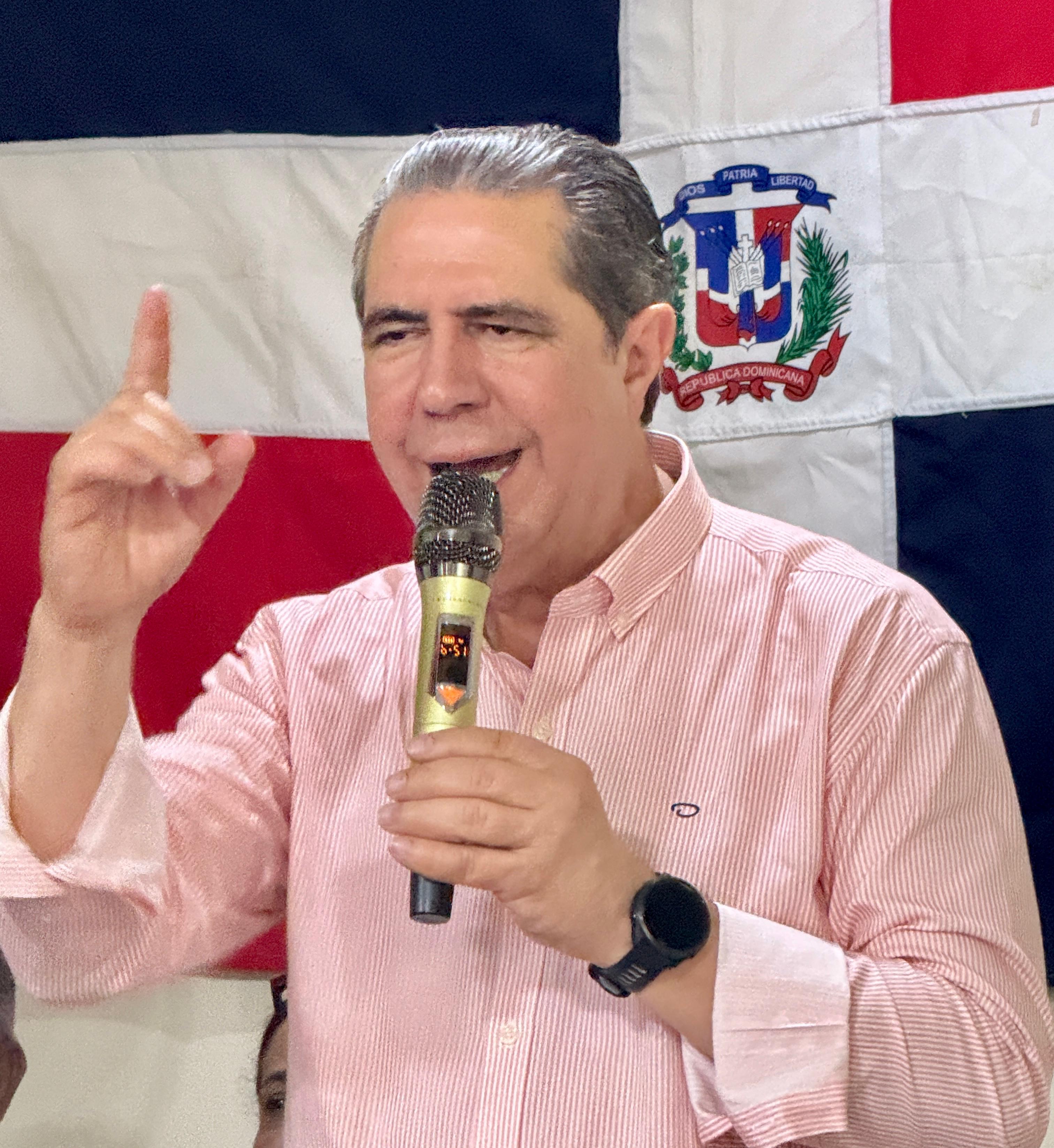 Francisco Javier dice es preocupante retroceso en calidad educación preuniversitaria