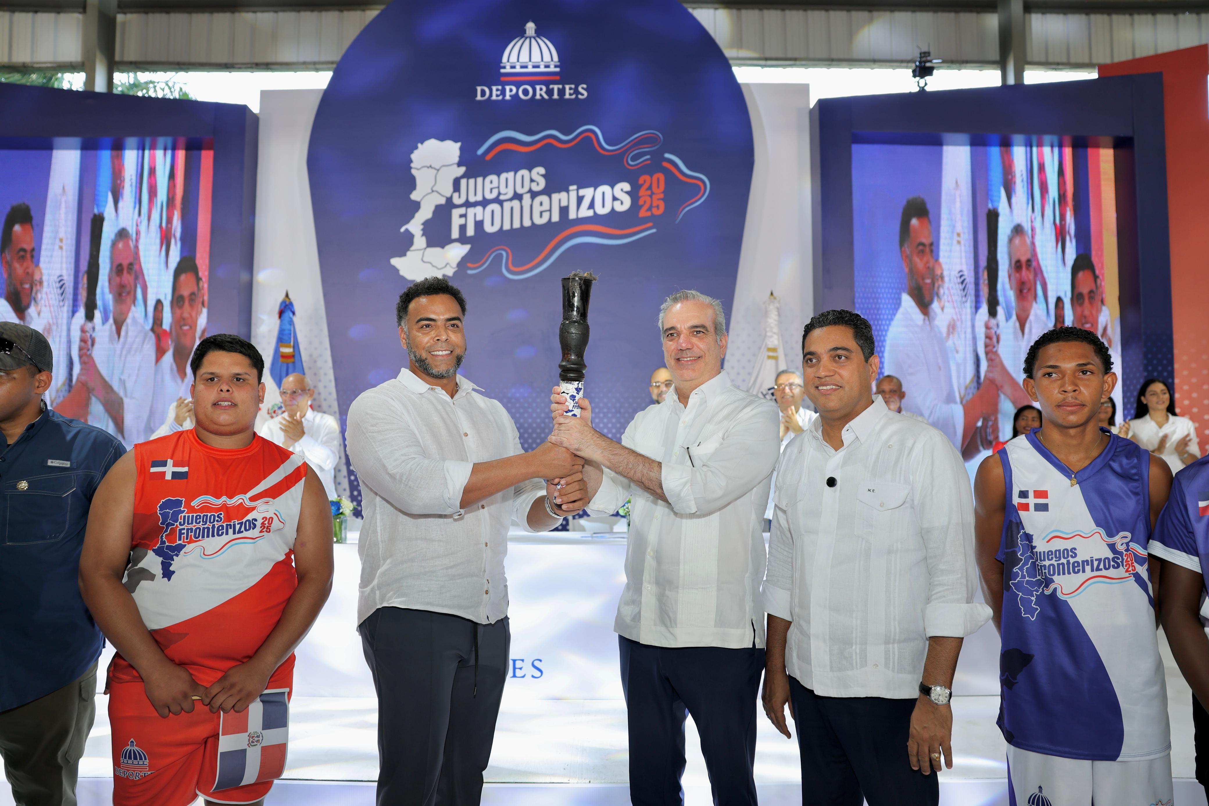 Presidente Abinader y ministro Kelvin Cruz inauguran Juegos Fronterizos 2025