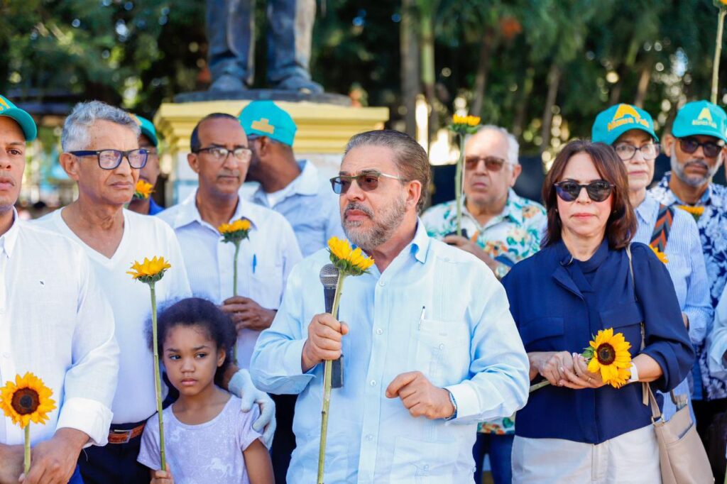 Alianza País honra la memoria de Juan Pablo Duarte en SantiagoSantiago, República Dominicana –