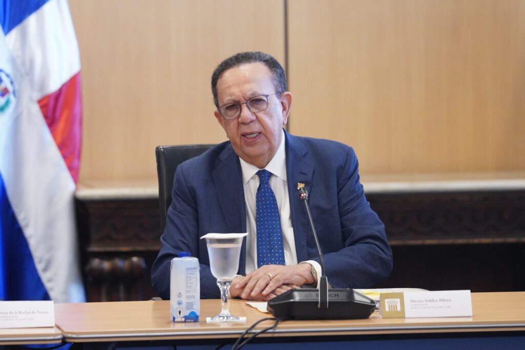 La economía dominicana se expandió en 5.0 % en el año 2024  