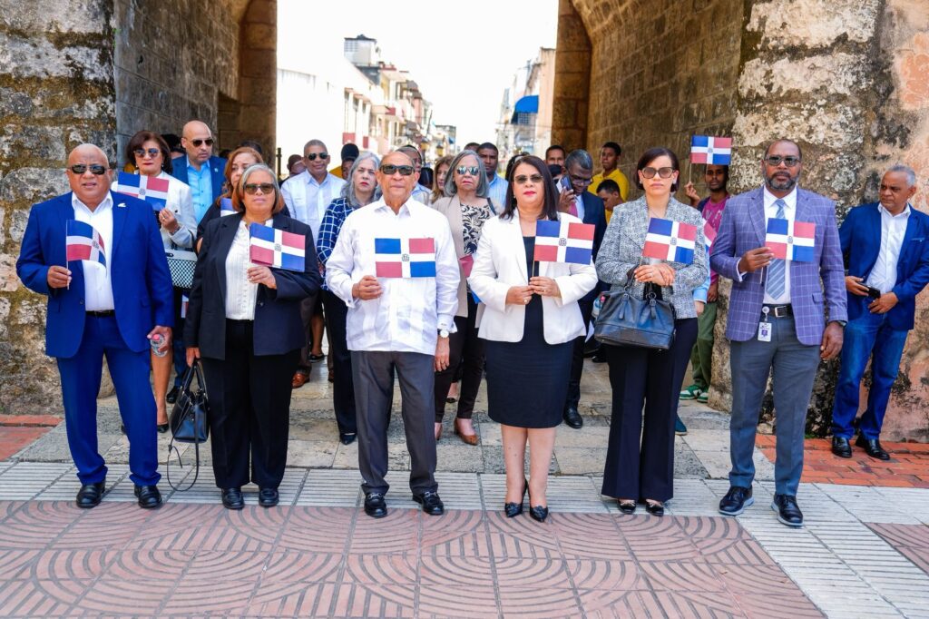 INFOTEP rinde homenaje a próceres de la patria