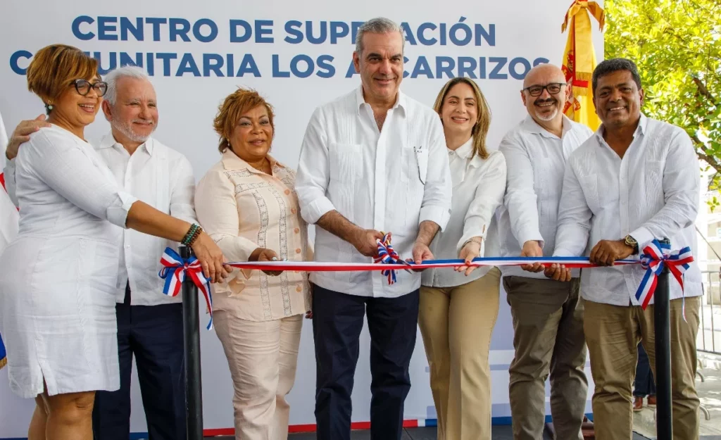 Presidente Abinader inaugura tramo II de la Avenida La Ecológica, obra número 587 entregada por Ministerio de Obras Públicas de 755 planificadas