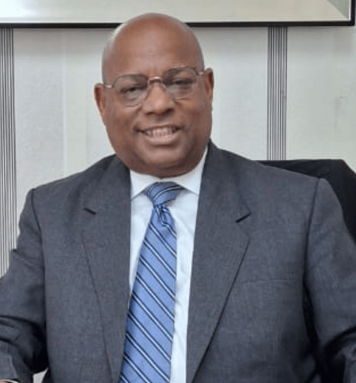 Del Tsunami del Presente al Gran Futuro Potencial Dominicano