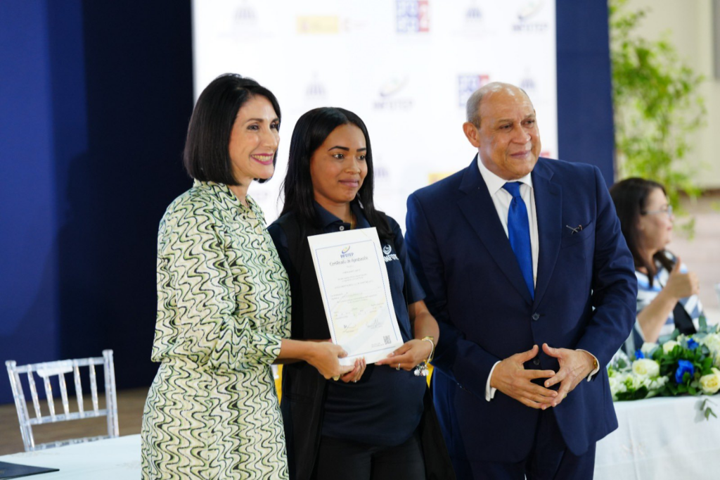 Primera Dama Raquel Arbaje encabezará graduación nacional ordinaria del INFOTEP