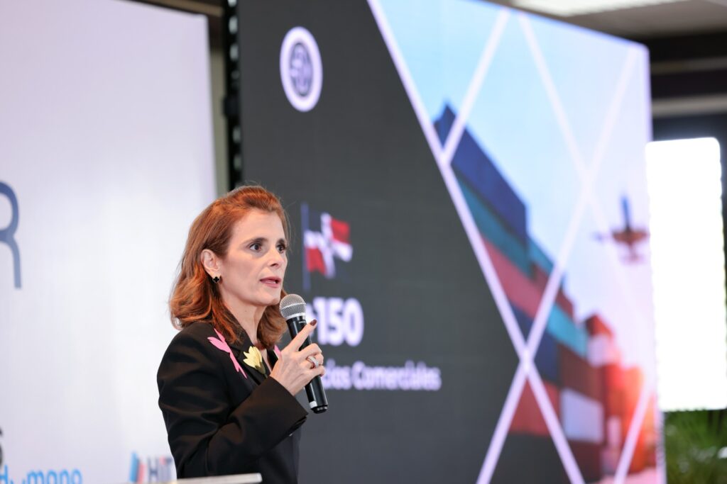 Ligia Bonetti invita al sector empresarial a trabajar unidos por el bienestar del país 