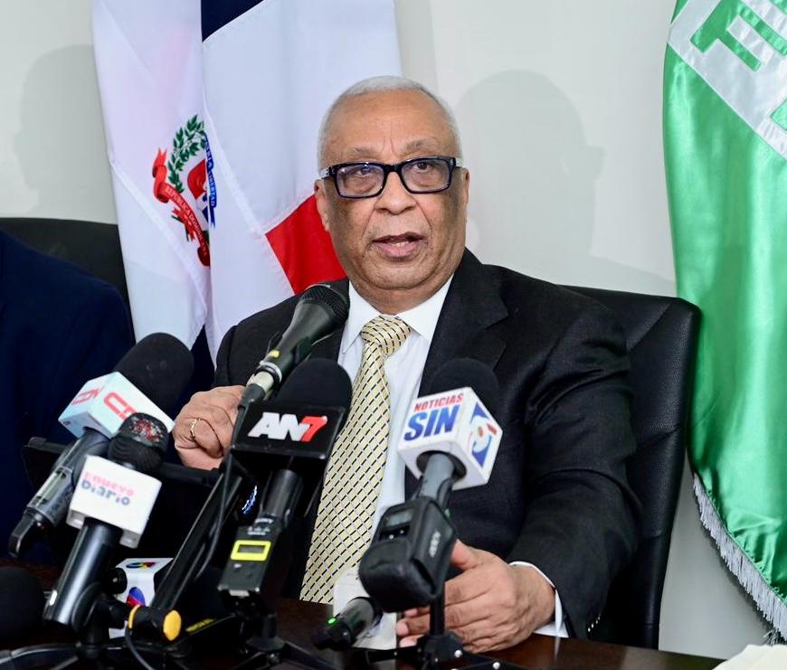 FP advierte: el dólar podría alcanzar los 70 por 1 y llevarnos a un colapso económico similar a la crisis bancaria del 2003