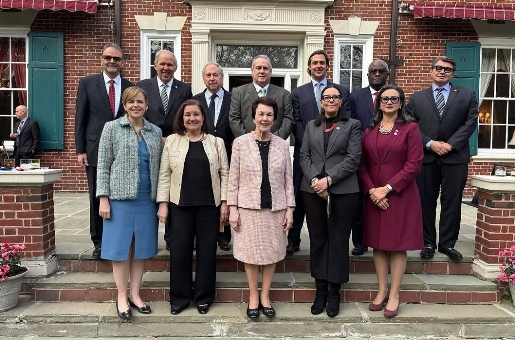 Diversas instituciones y personalidades reconocen labor de Sonia Guzmán frente a la Embajada Dominicana en los Estados Unidos