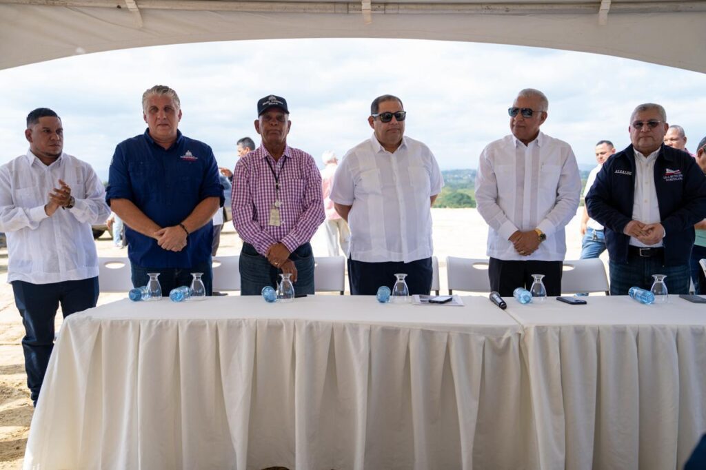 Andrés Bautista: Moca se encamina al cierre definitivo del vertedero municipal