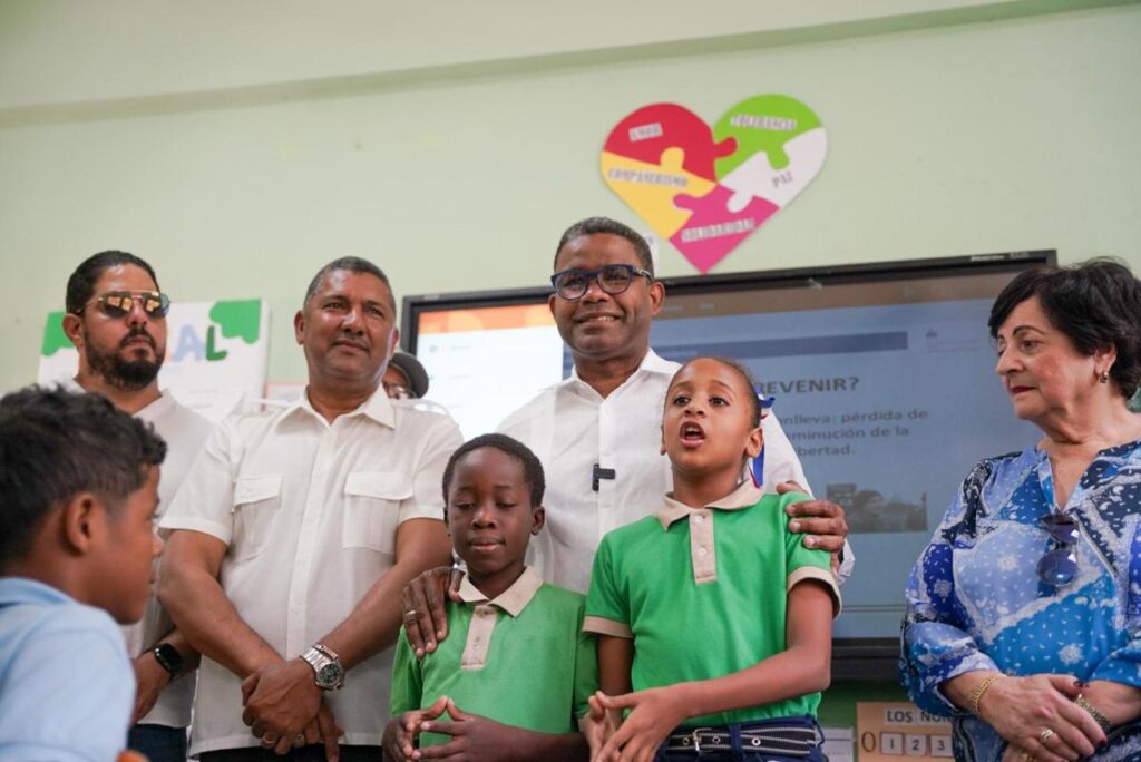 Robert Polanco afirma Gobierno enfoca acciones sociales en mejorar condiciones de vida de la población, sin excluir a ningún dominicano