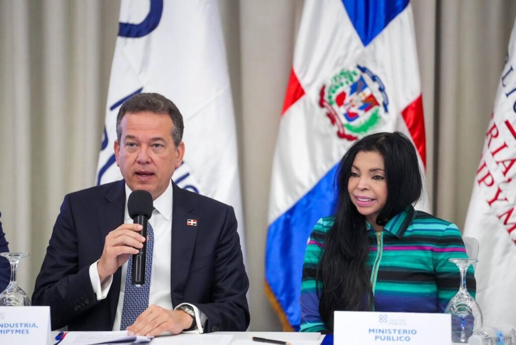 Consejo Interinstitucional refuerza acciones contra el comercio ilícito y lanza nuevas iniciativas para 2025