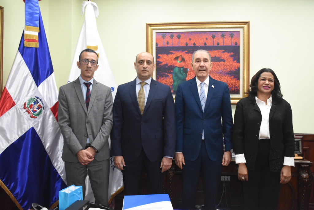 García Fermín recibe Embajador de Marruecos con miras a fortalecer cooperación educativa