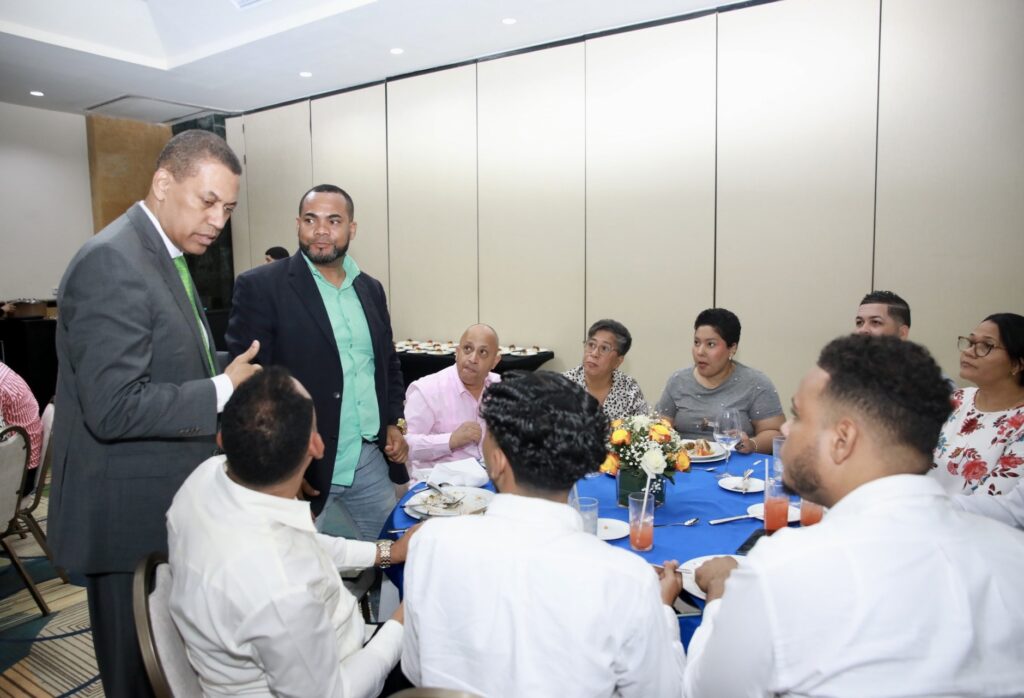 INDOTEL lanza campaña en el Cibao “No me llames” para concientizar sobre llamadas fraudulentas