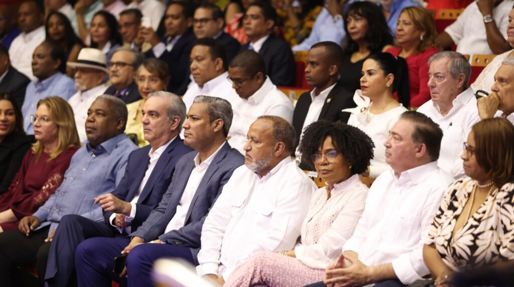 Presidente Luis Abinader anuncia construcción Museo en honor a José Francisco Peña Gómez en Cambita, San Cristóbal