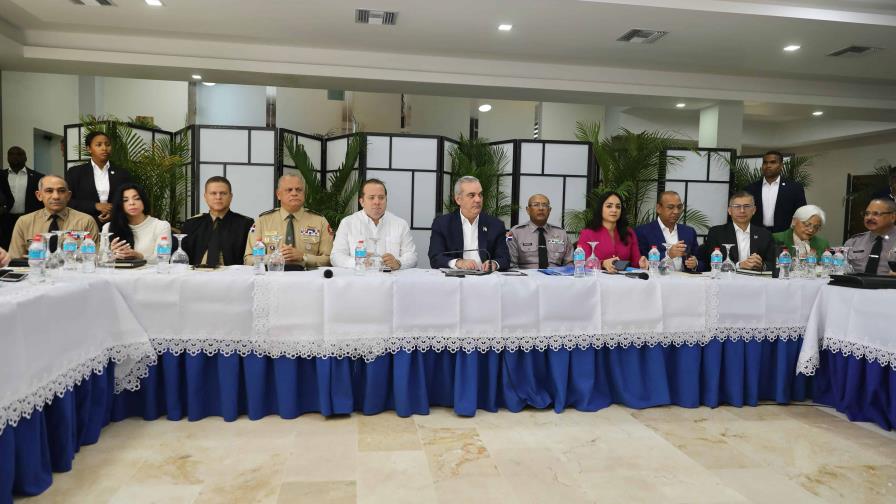 Presidente Abinader encabeza reunión de seguimiento al Plan de Seguridad Ciudadana