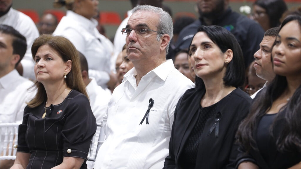 Presidente Abinader participa del acto memorial por los fallecidos en la tragedia del Jet Set