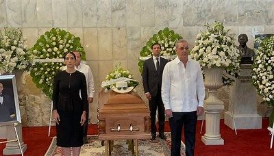 Presidente Abinader asiste a homenaje póstumo del destacado merenguero Rubby Pérez