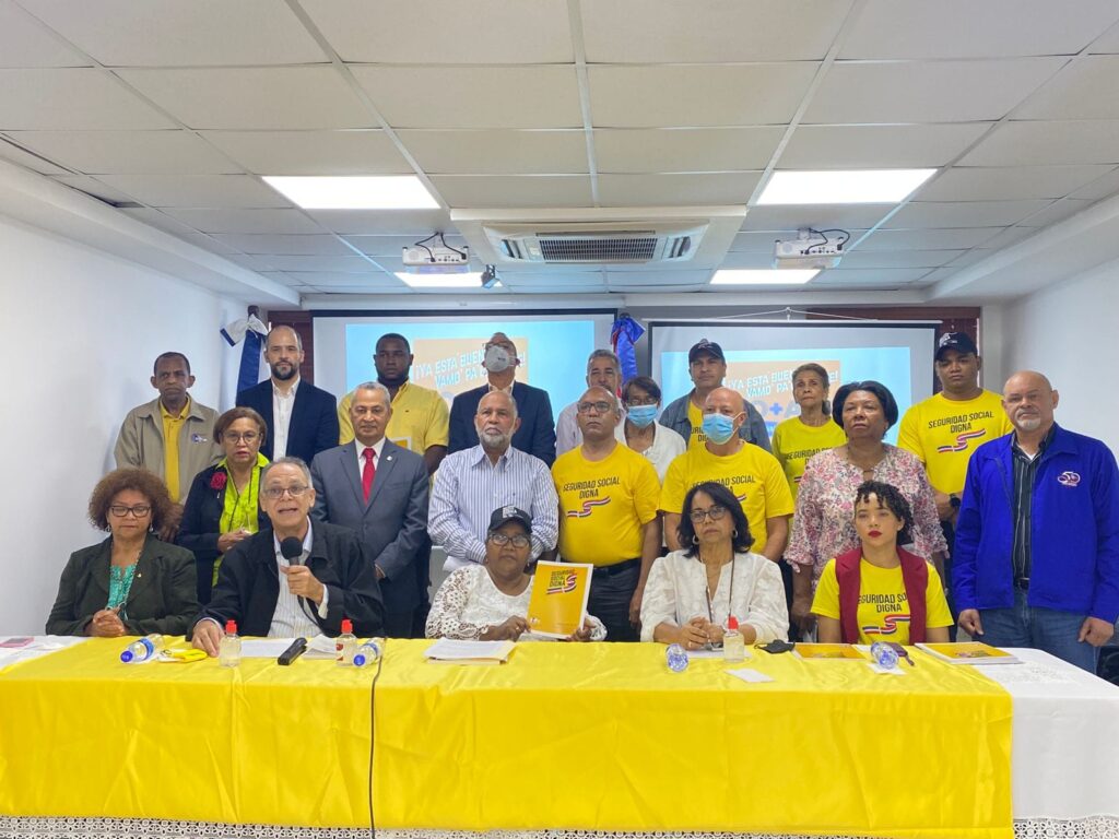 COALICIÓN POR LA SEGURIDAD SOCIAL DIGNA SE SOLIDARIZA CON GREMIO MÉDICO Y EXIGE RESPETO A SUS PUESTOS DE TRABAJO Y DERECHO A LA PENSIÓN