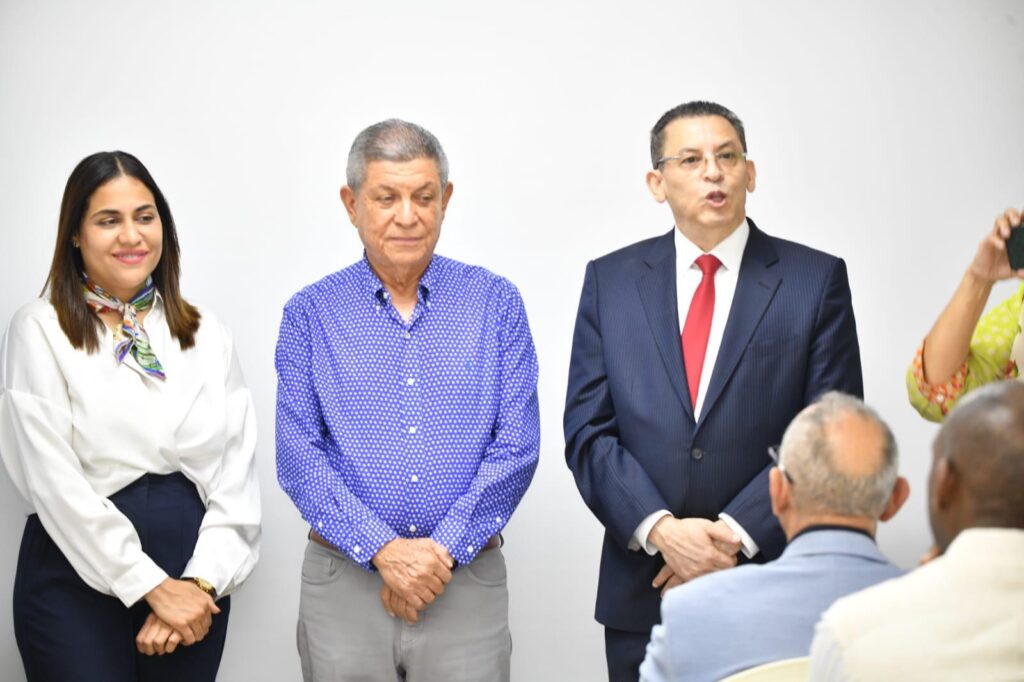 FP en coordinación con la JCE inicia formación electoral a su militancia